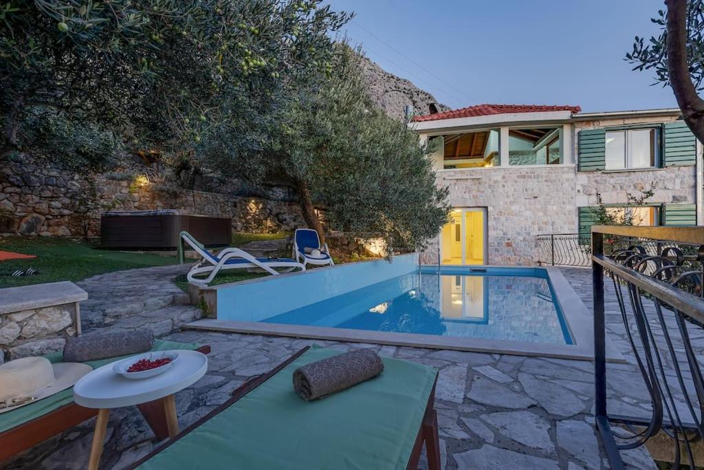 Sanja - Exklusiv Villa Makarska